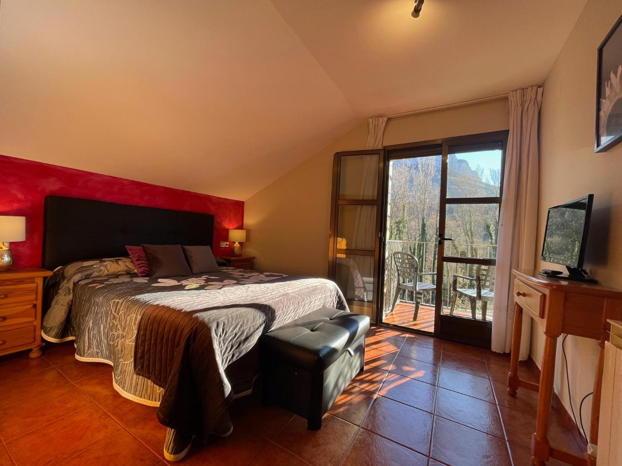 Sofia Ordesa Apartment