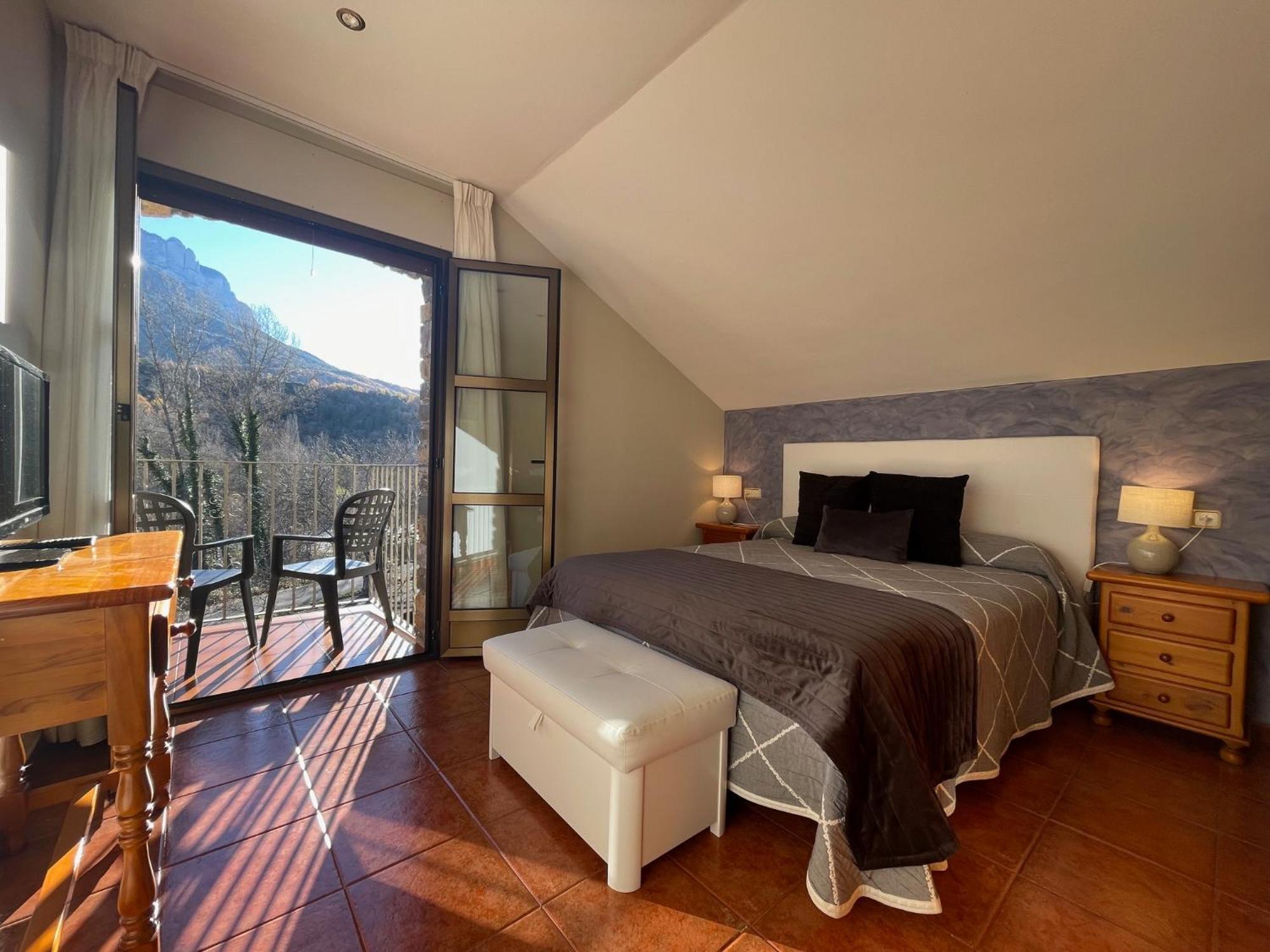 Sofia Ordesa Apartment